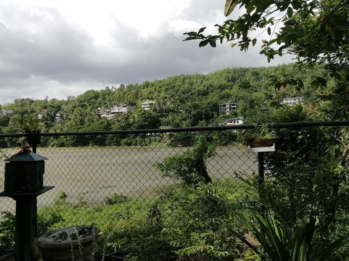 Mahaweli Shades Hotel แคนดี้ ภายนอก รูปภาพ
