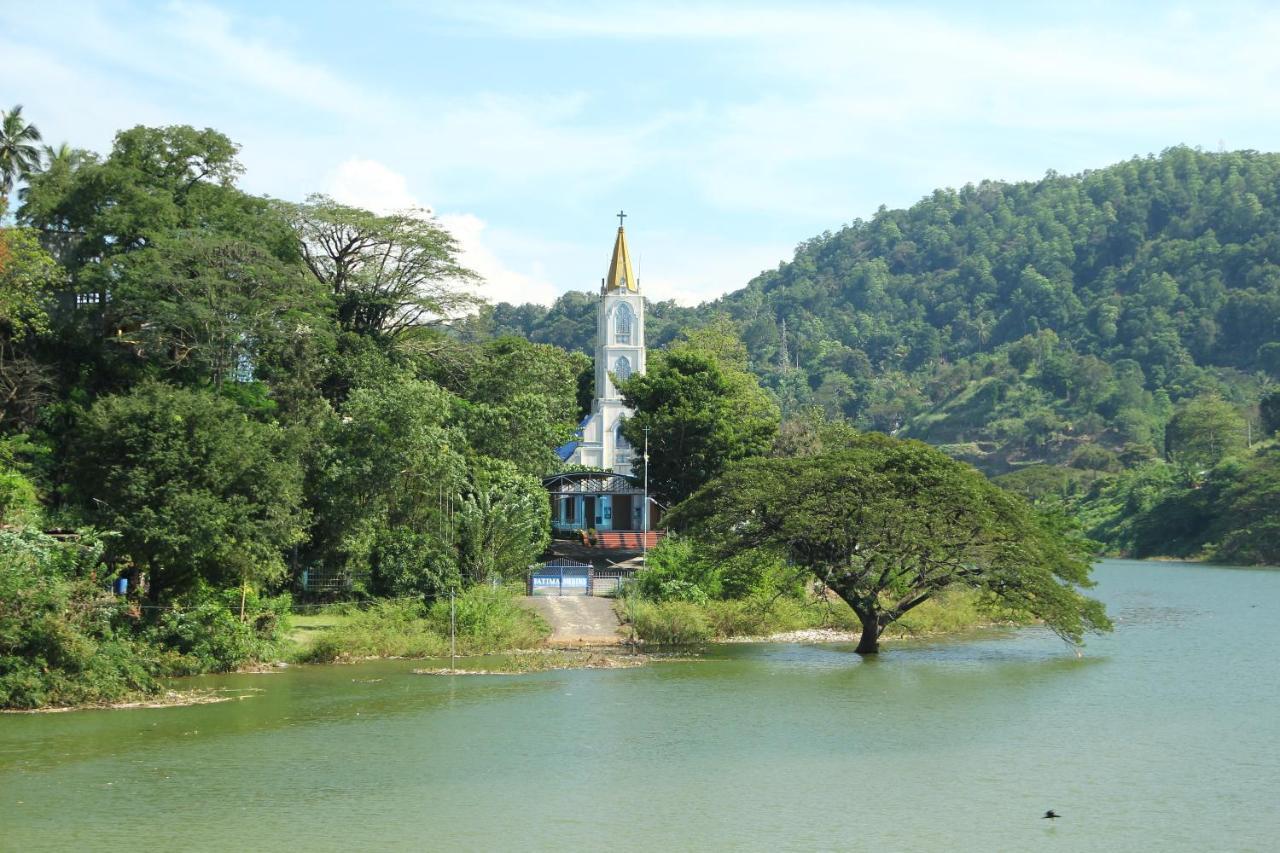 Mahaweli Shades Hotel แคนดี้ ภายนอก รูปภาพ
